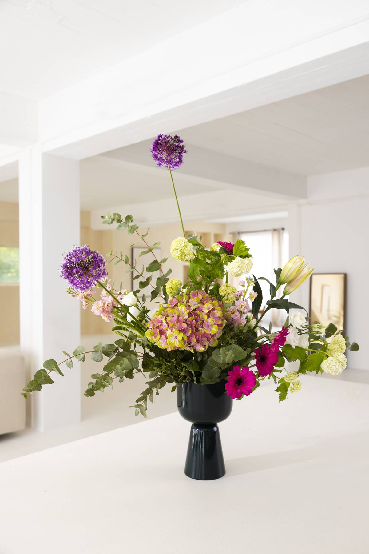 Boeket met Hortensia, Allium, Roze Gerbera WNMF