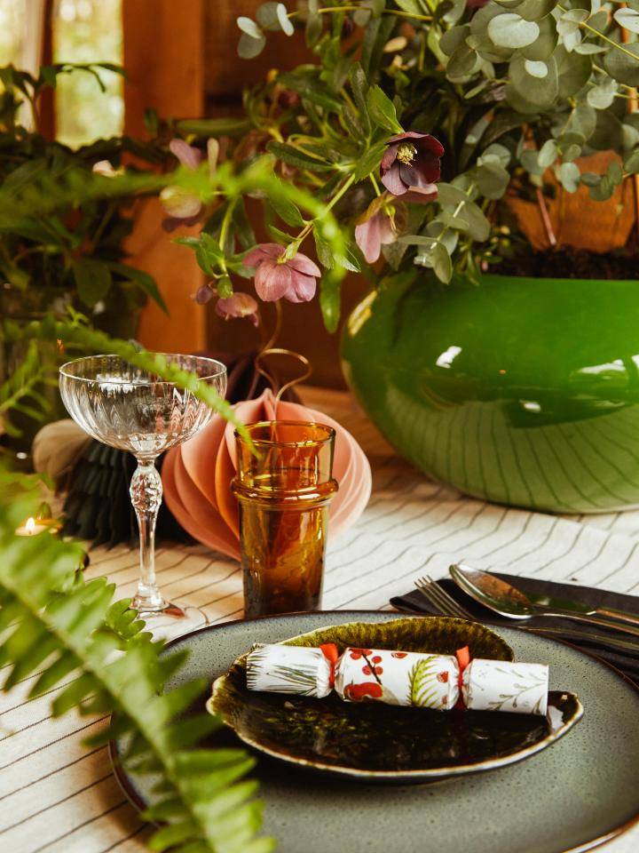 ONLINE_Plant_Tablesetting-37252021-11