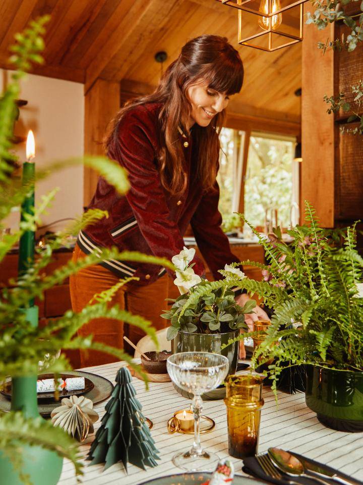 ONLINE_Plant_Tablesetting-38342021-11