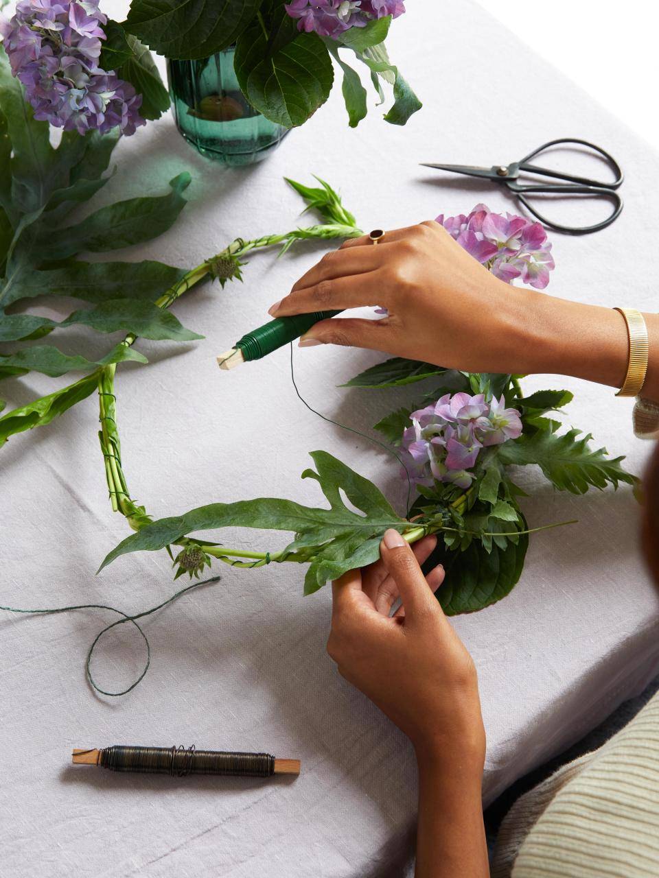 Krans van Hortensia en varen maken DIY