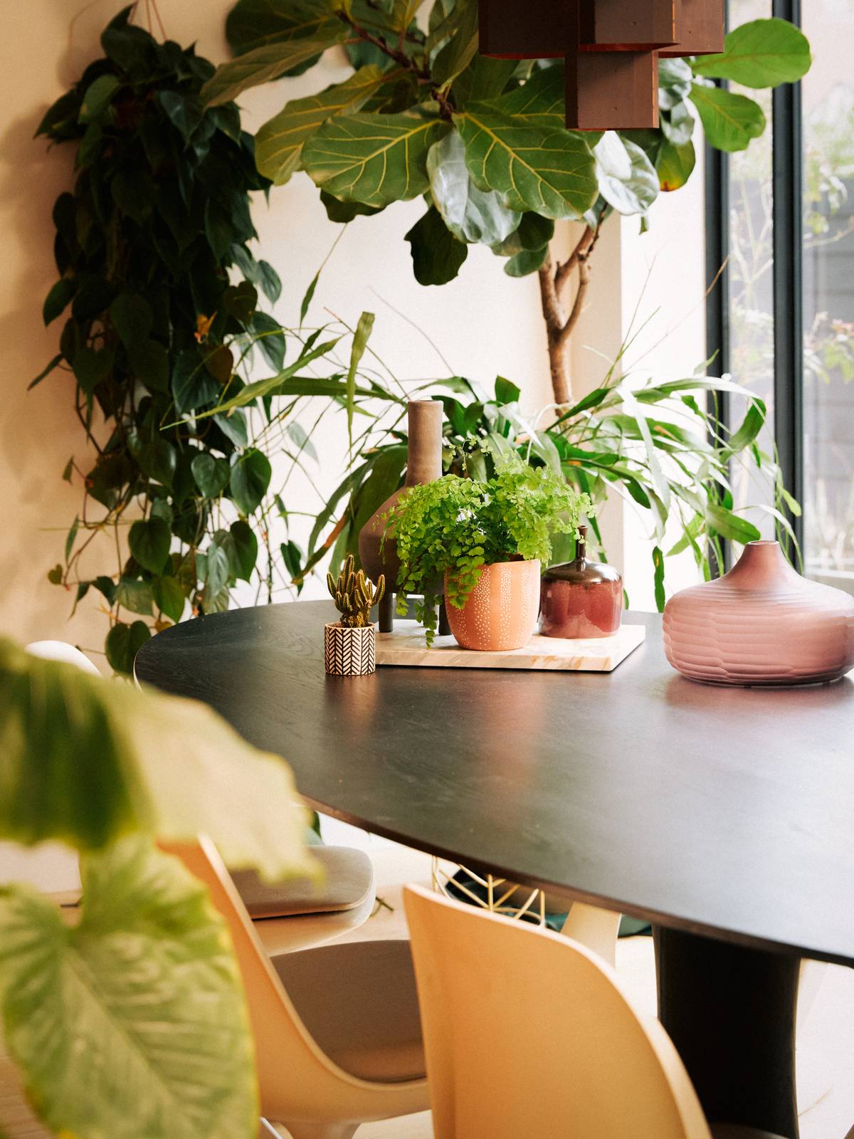 Online__W6A9540_Dinnertable plants