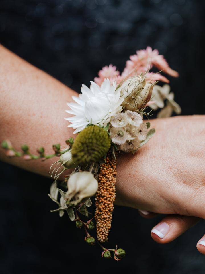 Bloemen corsage