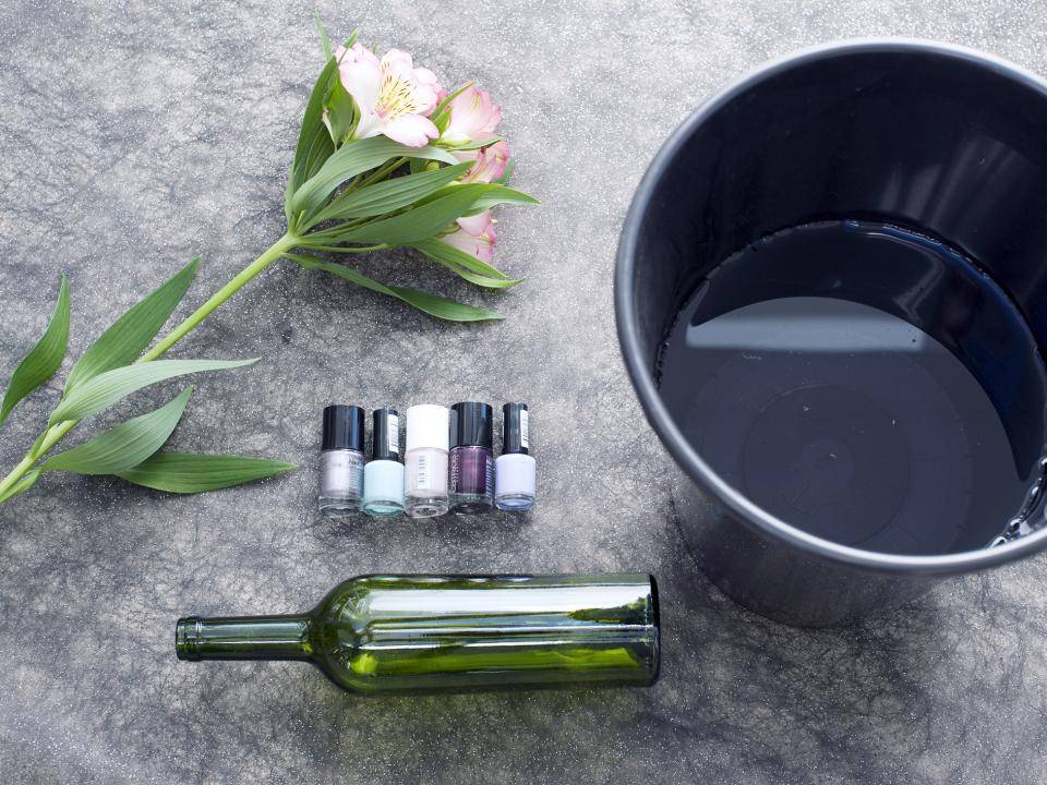 Diy alstroemeria flesvaas