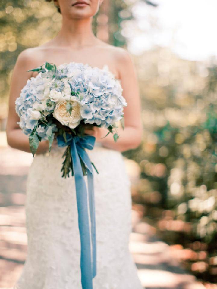 Blauw bruidsboeket