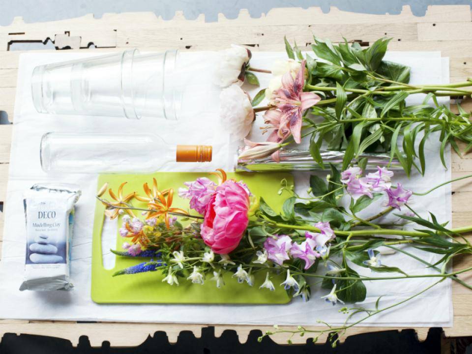 DIY met klei en pioenroos vaas